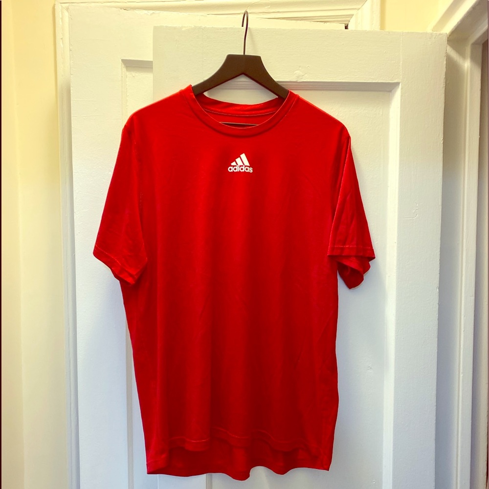 CLASSIC ADIDAS RED T SHIRT